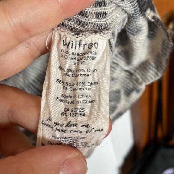 Wilfred leopard print black /grey silk & cashmere knit top - Picture 3 of 4